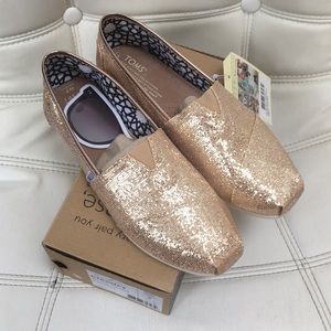 TOMS Rose Gold Glitter Classic Canvas- Brand New!